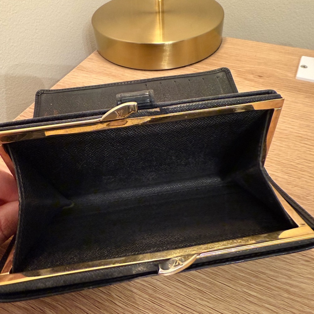 Authentic Louis Vuitton Continental Viennois Epi Long Wallet Black Purse - Picture 11 of 14